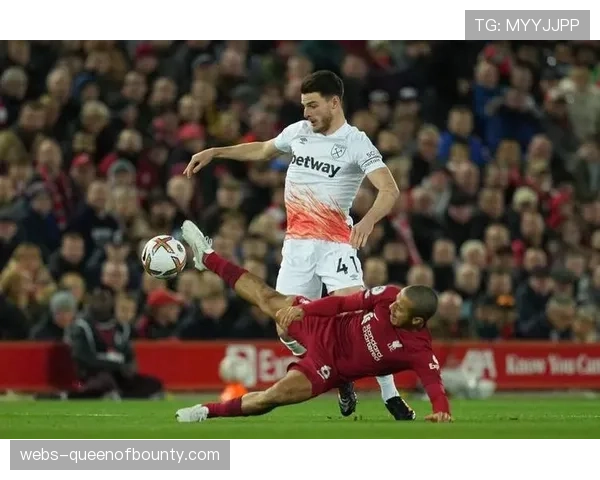 西汉姆联3-2伯恩利取关键三分,保级希望重燃 西汉姆联3-2伯恩利取关键三分,保级希望重燃