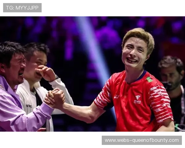 石宇奇世锦赛四场三局逆转，教练孙俊场边服用速效救心丸